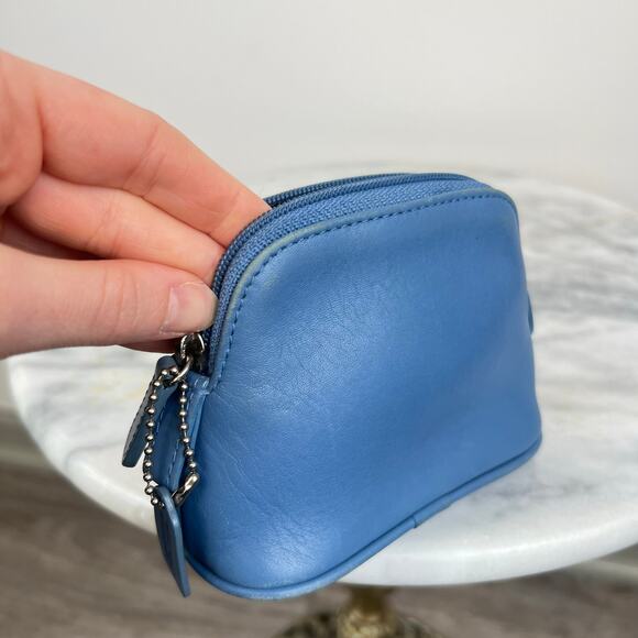 Vintage Coach Blue Soft Leather Cosmetic Case Zip Pouch - Picture 3 of 12